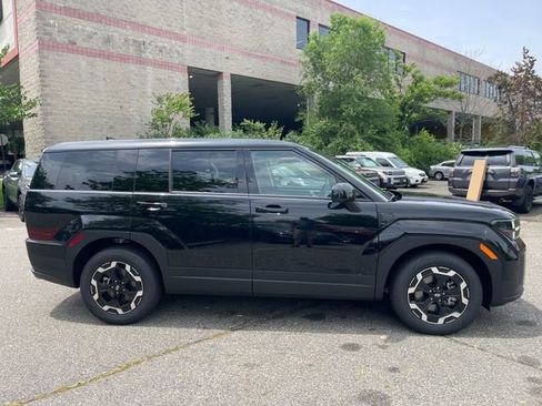 New 2026 Hyundai Santa Fe SE image 8