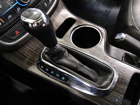 Used 2016 Chevrolet Malibu LTZ image 26