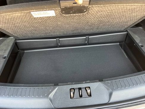 Used 2020 Ford Explorer Limited RWD image 23