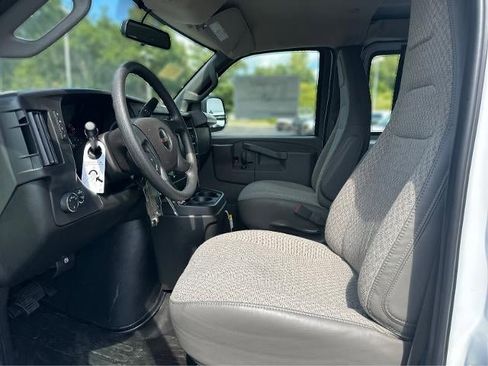 New 2025 GMC Savana 3500 Extended w/ Driver Convenience Package image 11
