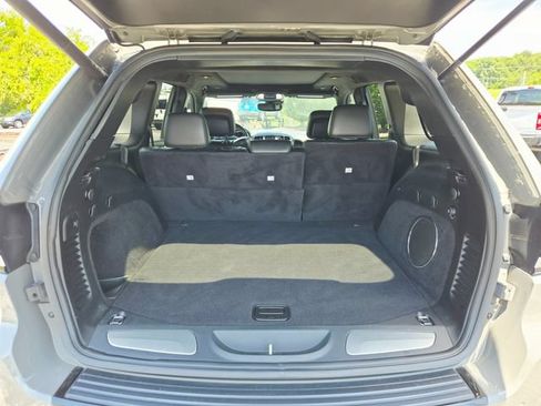 Used 2021 Jeep Grand Cherokee SRT AWD/4WD image 9