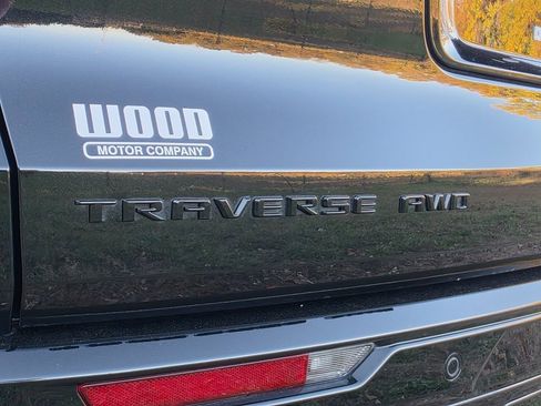 Used 2024 Chevrolet Traverse RS w/ LPO, Floor Liner Package image 8