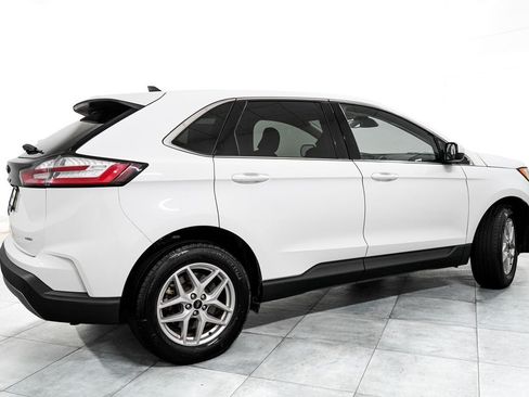 Certified 2024 Ford Edge SEL AWD/4WD image 7