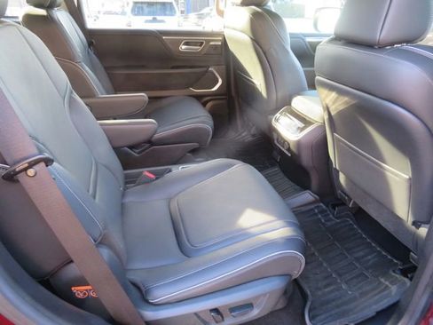 Used 2025 INFINITI QX80 Luxe image 16