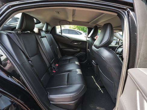 Used 2025 Toyota Prius AWD image 34