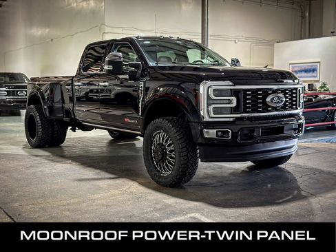 Used 2025 Ford F450 Platinum w/ Platinum Plus Package AWD/4WD image 3