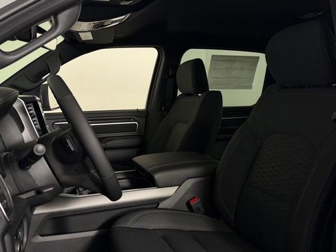 New 2026 RAM 1500 4x4 Crew Cab image 11