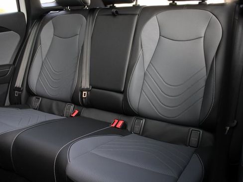 New 2025 Volkswagen Tiguan SE R-Line image 8