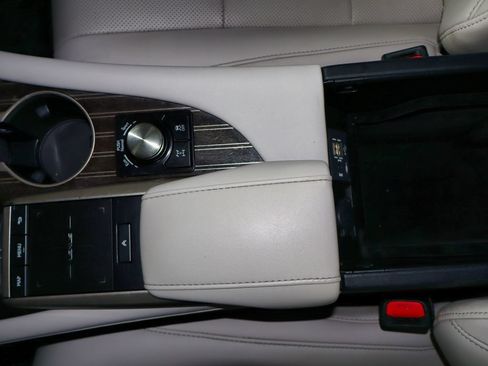 Used 2020 Lexus RX 350 AWD w/ Luxury Package image 41