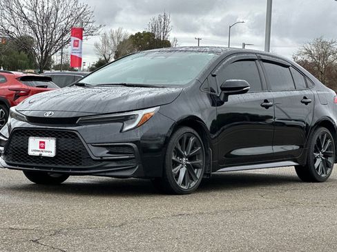 Used 2024 Toyota Corolla SE image 9