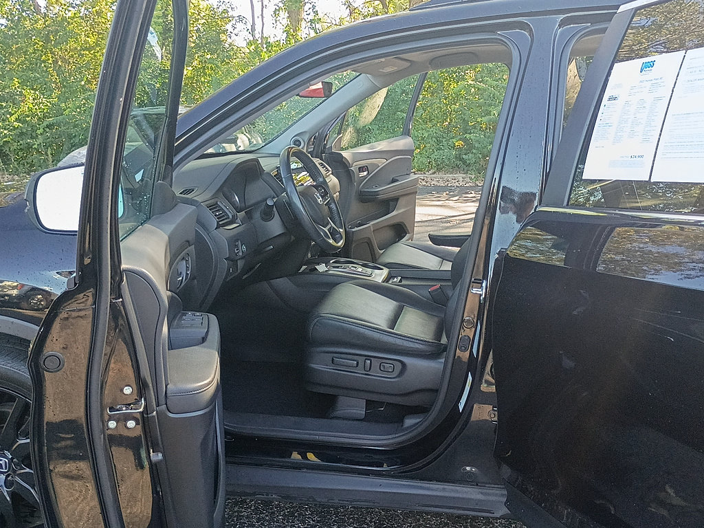 Used 2022 Honda Pilot Special Edition image 11
