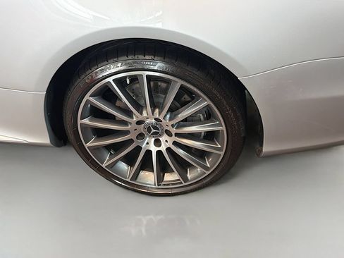 Certified 2020 Mercedes-Benz SL 550 image 27