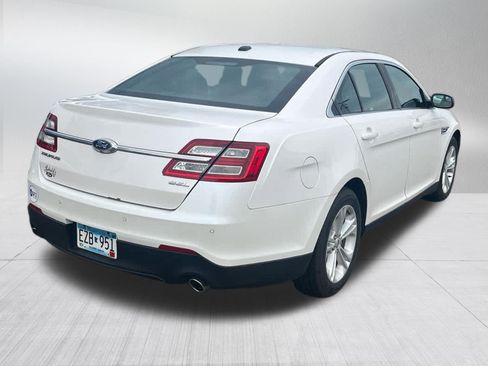 Used 2019 Ford Taurus SEL w/ Equipment Group 201A FWD image 3