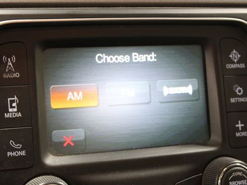 Used 2015 RAM 1500 Express RWD image 47