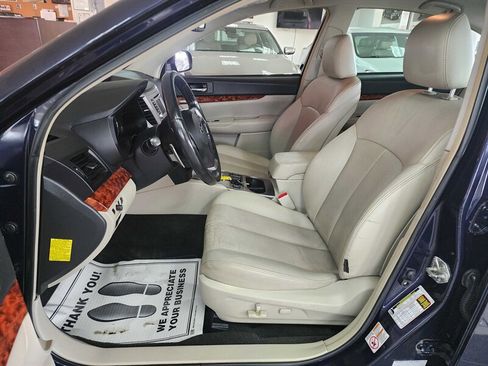 Used 2012 Subaru Legacy 2.5i Limited w/ Popular Pkg 2 image 9