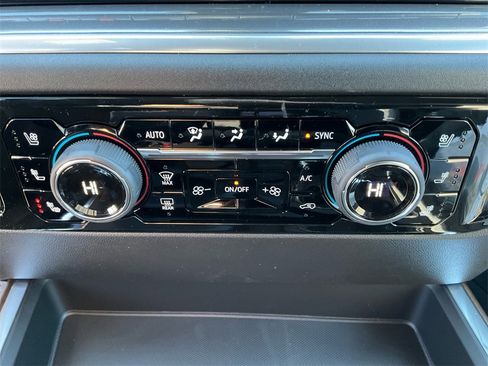 New 2026 Chevrolet Silverado 1500 High Country w/ Technology Package image 20