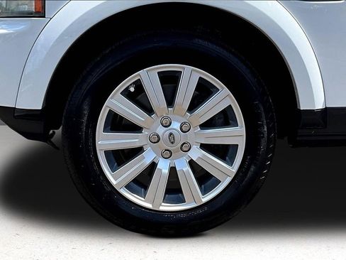 Used 2013 Land Rover LR4 HSE AWD/4WD image 38