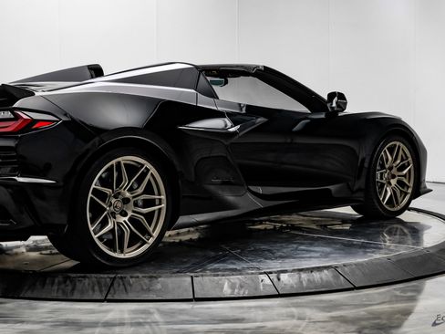 Used 2023 Chevrolet Corvette Z06 image 21