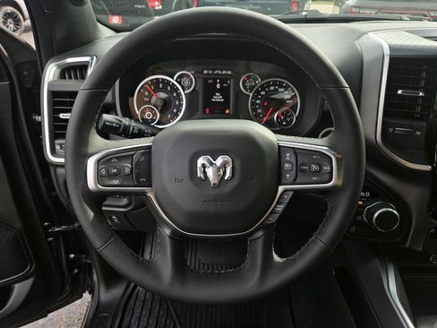 Used 2026 RAM 1500 Lone Star AWD/4WD image 17