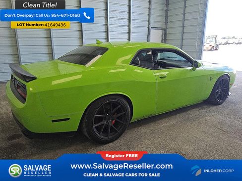 Used 2015 Dodge Challenger SRT Hellcat RWD image 4