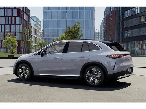 New 2025 Mercedes-Benz EQE 350+ 4MATIC SUV image 31