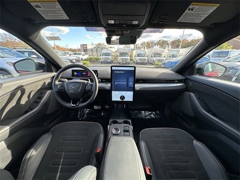 Certified 2023 Ford Mustang Mach-E GT image 3
