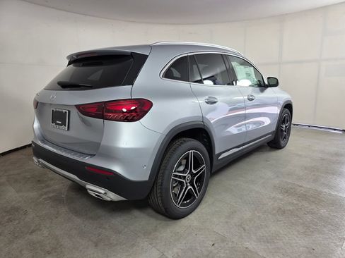 New 2026 Mercedes-Benz GLA 250 image 4