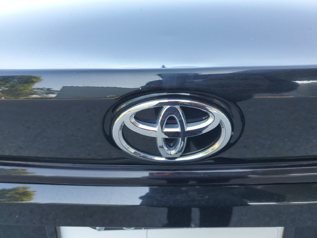 Used 2025 Toyota Corolla LE FWD image 8