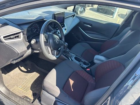 Used 2025 Toyota Corolla SE FWD image 13