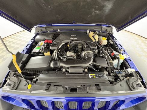 Used 2018 Jeep Wrangler Unlimited Sport S AWD/4WD image 25
