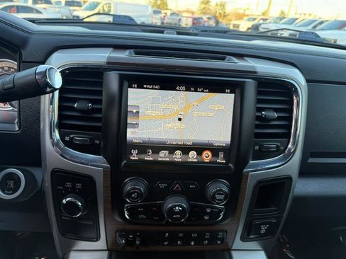 Used 2016 RAM 3500 Laramie image 38