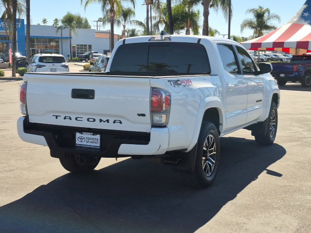 Used 2023 Toyota Tacoma TRD Sport w/ Black Out Package (TMS) AWD/4WD image 6
