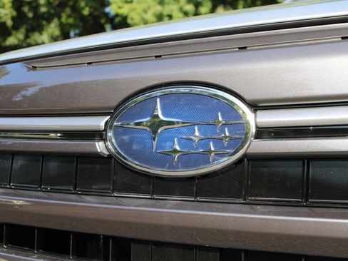 Used 2025 Subaru Forester Limited image 3