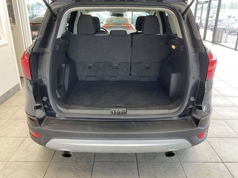 Used 2019 Ford Escape SE AWD/4WD image 16