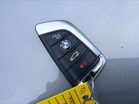 Used 2022 BMW M4 xDrive Competition w/ M Driver's Package image 12