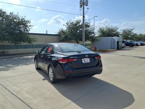 Used 2024 Nissan Sentra S FWD image 3