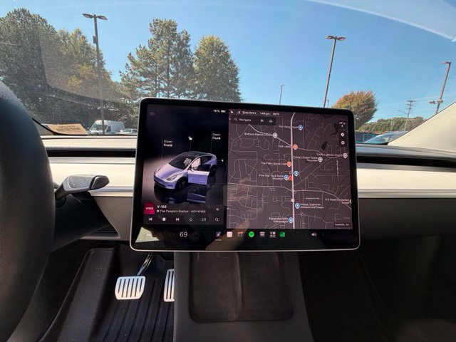 Used 2023 Tesla Model Y Long Range AWD/4WD image 12
