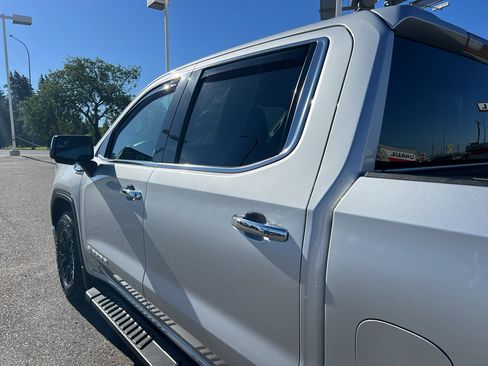 Certified 2021 GMC Sierra 1500 SLT w/ X31 Off-Road Package AWD/4WD image 10