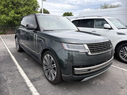 Used 2025 Land Rover Range Rover Long Wheelbase SE