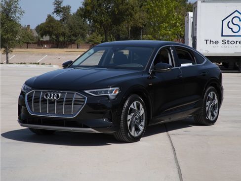 Used 2020 Audi e-tron Premium Plus AWD/4WD image 1