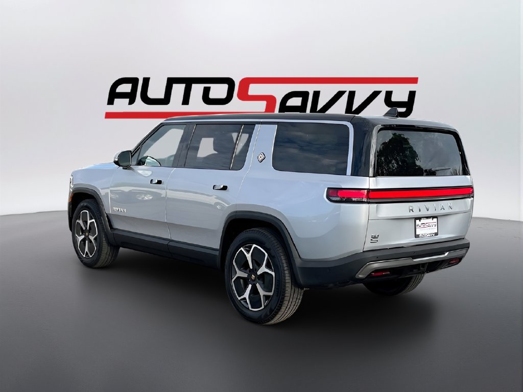 Used 2024 Rivian R1S Adventure Dual AWD/4WD image 5