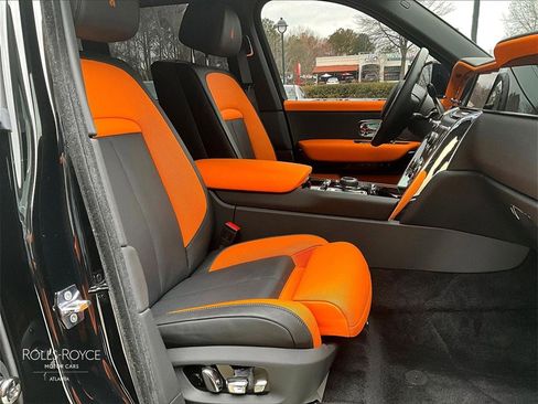 Certified 2025 Rolls-Royce Cullinan image 9