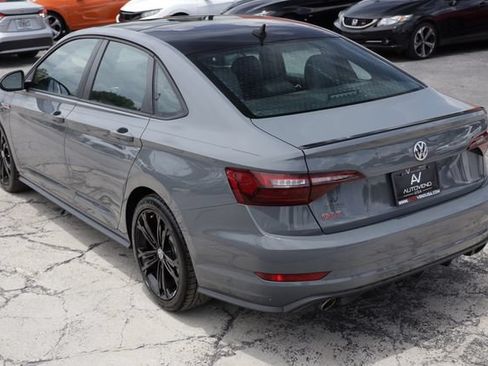 Used 2021 Volkswagen Jetta GLI FWD image 8