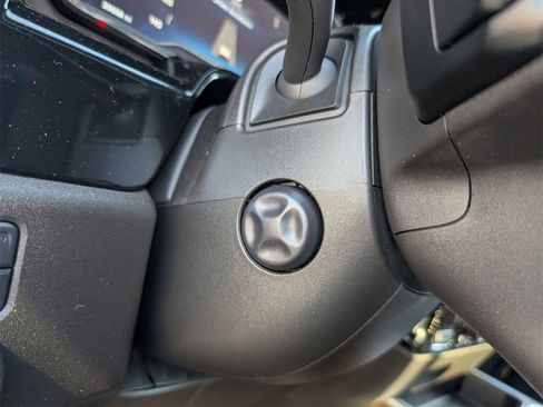 Used 2024 Chevrolet Silverado 1500 High Country w/ Z71 Off-Road Package image 28