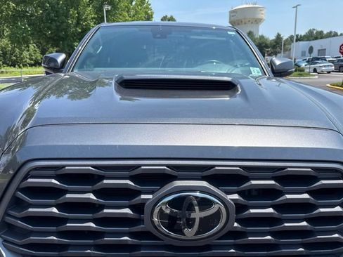 Certified 2023 Toyota Tacoma TRD Sport AWD/4WD image 4
