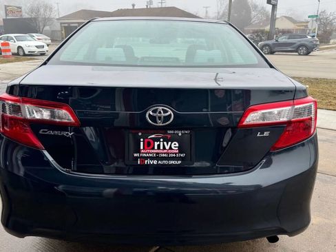 Used 2012 Toyota Camry LE image 7