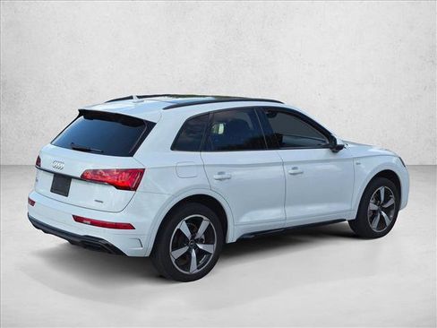Used 2023 Audi Q5 2.0T Premium Plus w/ Premium Plus Package AWD/4WD image 5