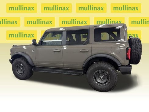 New 2025 Ford Bronco Outer Banks w/ Sasquatch Package image 10