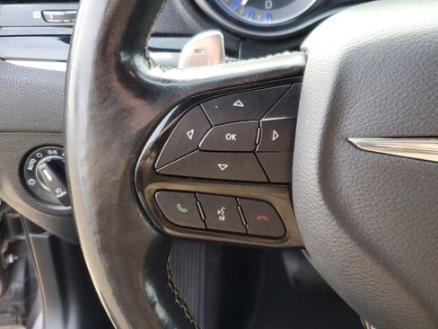 Used 2022 Chrysler 300 S image 21