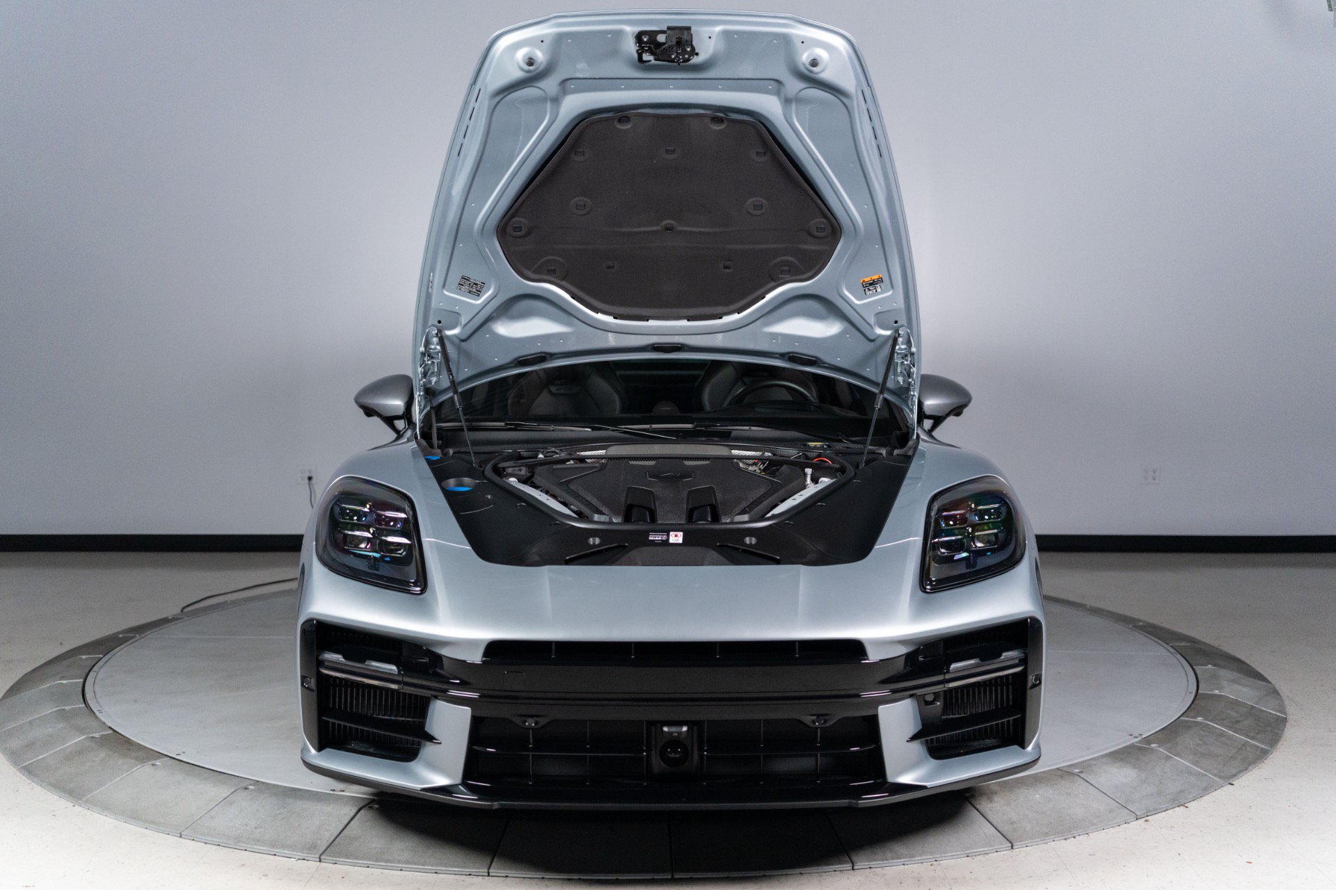 Used 2026 Porsche Panamera GTS AWD/4WD image 64